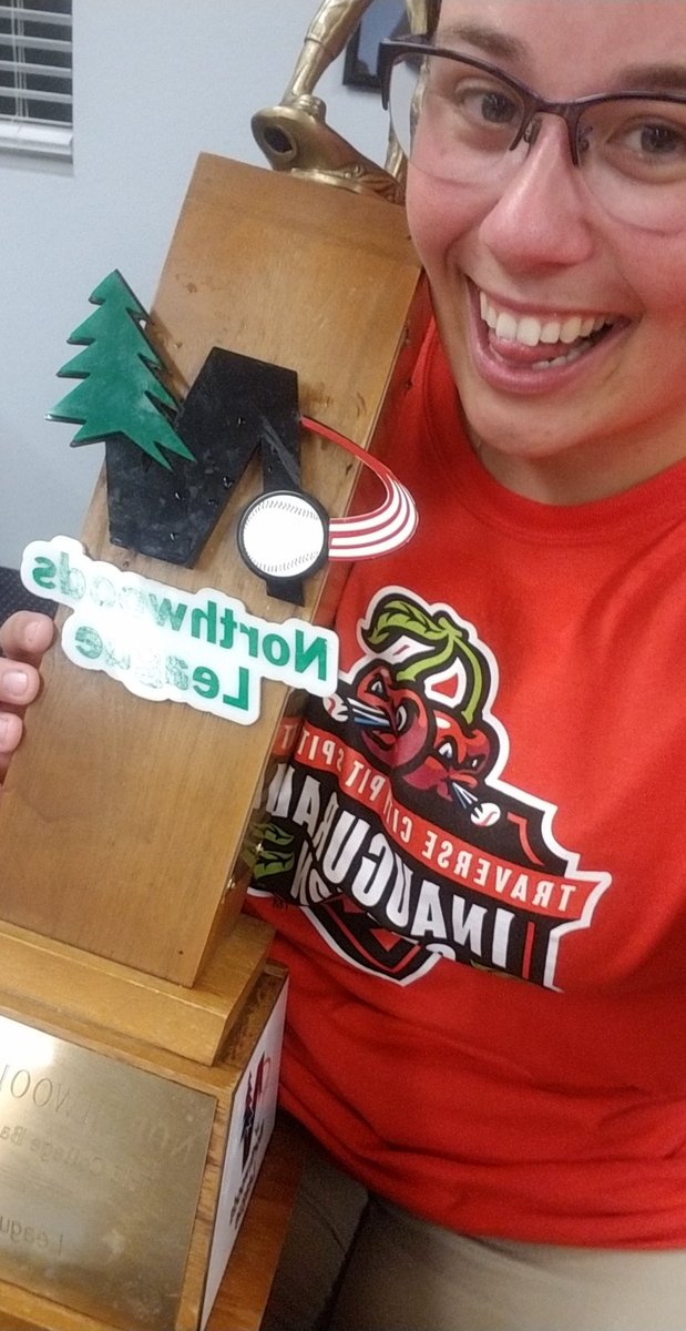 Britani_Lee's tweet photo. 5th different team, finally getting a ring ๐ฅณ๐ #NewTeamNewFun #NewTeamNewChampionship https://t.co/IALaIY8F4V