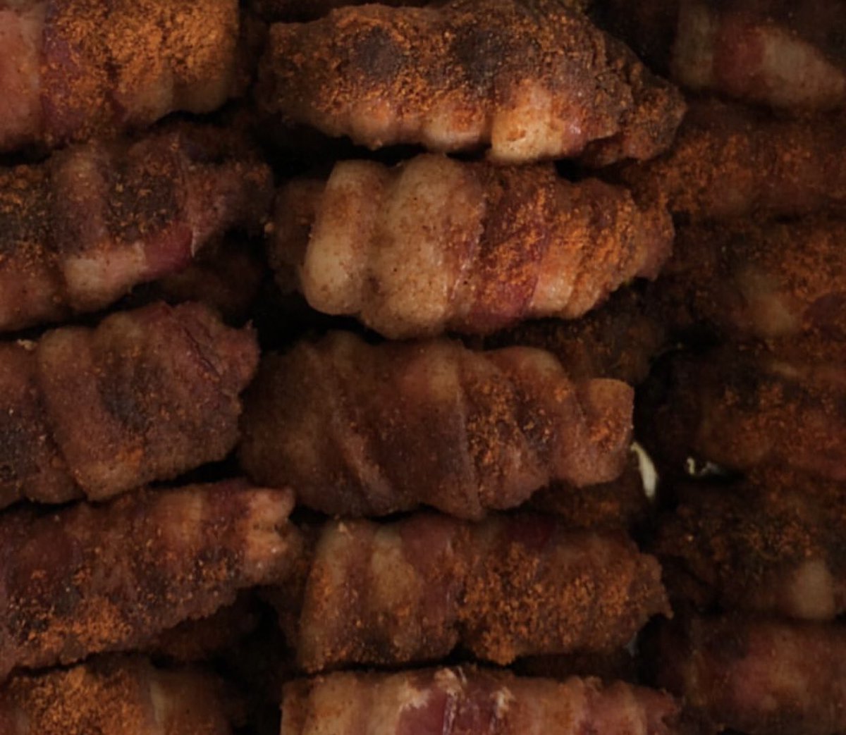 _yetioh's tweet photo. Yaji spiced bacon wrapped chicken courtesy of #TwoThirtyFourKitchen
When I say flavor explosion!!?? Yuh, def a good choice for my salad today☺️ https://t.co/Qql5MXKJES