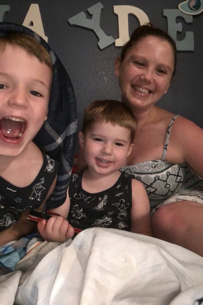 CorrellKirsten's tweet photo. Handsome Dudes https://t.co/buyvrZgfJe