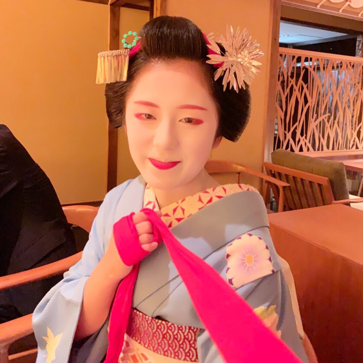 五花街芸舞妓撮影会 祇園甲部 舞妓 亜佐子さん 祇園 祇園東 宮川町 上七軒 先斗町 五花街芸舞妓撮影会 舞妓撮影会 芸妓 舞妓 芸舞妓撮影会 祇園甲部 京都五花街芸舞妓撮影会 Maiko Geiko Geisha Gion Kyoto Cute Beautiful Happy