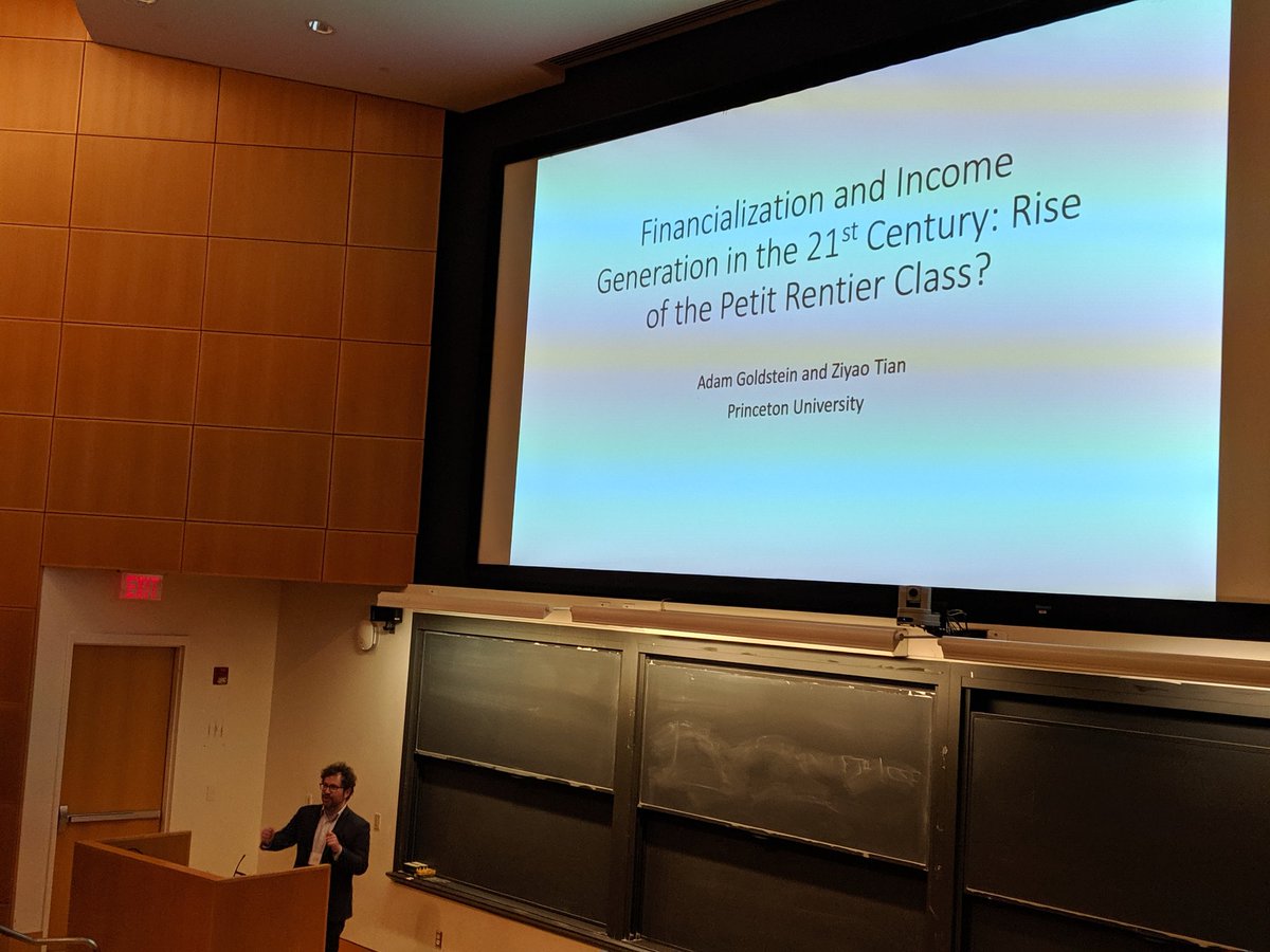 hsuh2030's tweet photo. Goldstein and Tian gave an insightful presentation on the petit rentier class. I could apply this scheme to Korea where a large portion of the middle class is gaining capital profits from real estate and stock markets. #RC28 https://t.co/ml3xhPw4dv