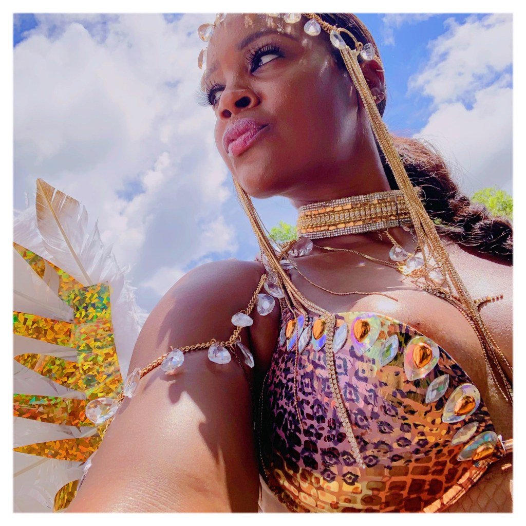 iamunbotheredaf's tweet photo. On the Road Again | Crop Over 2019!
Barbados carnival, Mount Gay Rum tour, and more... https://t.co/wClU6E3vBZ https://t.co/Rb6T7kn6yI