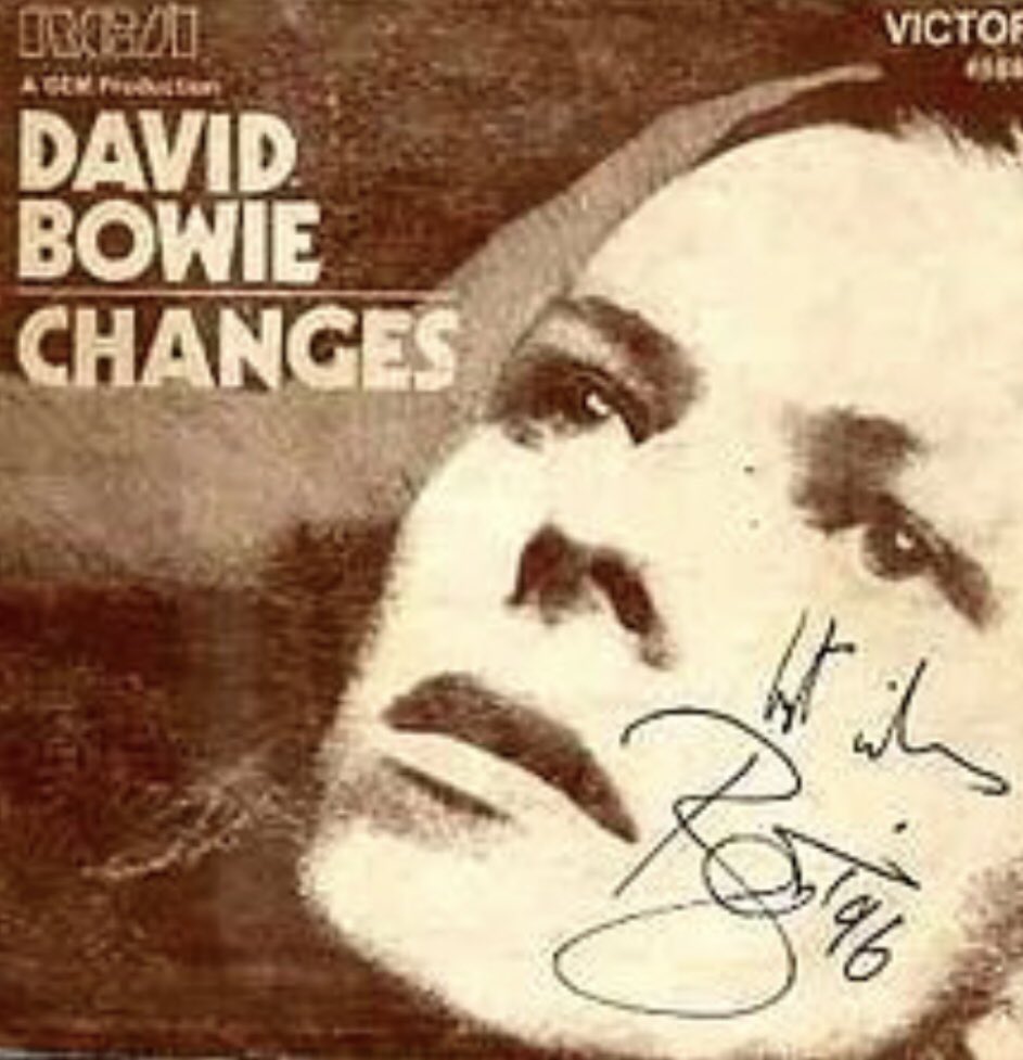 StopBSCampaign's tweet image. 🎧 &amp;amp; these children that you spit on,
As they try to change their worlds,
Are immune to your consultations,
They’re quite aware what they’re going thru.

Turn &amp;amp; face the strain,
Don’t tell them to grow up &amp;amp; grow out of it,
Where’s your shame,
You’ve left us up to our necks in it.