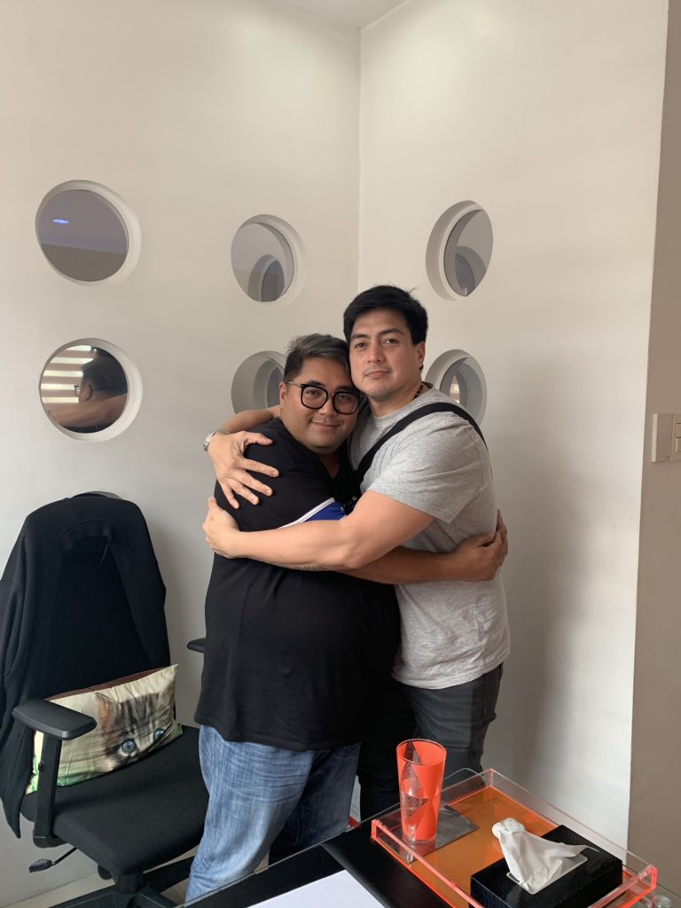 ppl_perry's tweet photo. To one of the country’s top calibre actor &amp; forever desirable WENDELL. Cheers to good health &amp; good life!May GOD continue to guide you and be with you always.Keep the faith burning.Keep the desire to learn stronger.PPL loves you.I love you! 
Happy bday
#showsomeppllove #pplartist https://t.co/zjGNHBltEV