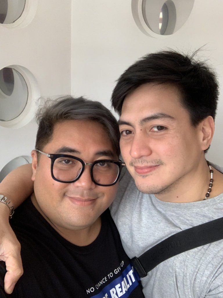 ppl_perry's tweet photo. To one of the country’s top calibre actor &amp; forever desirable WENDELL. Cheers to good health &amp; good life!May GOD continue to guide you and be with you always.Keep the faith burning.Keep the desire to learn stronger.PPL loves you.I love you! 
Happy bday
#showsomeppllove #pplartist https://t.co/zjGNHBltEV