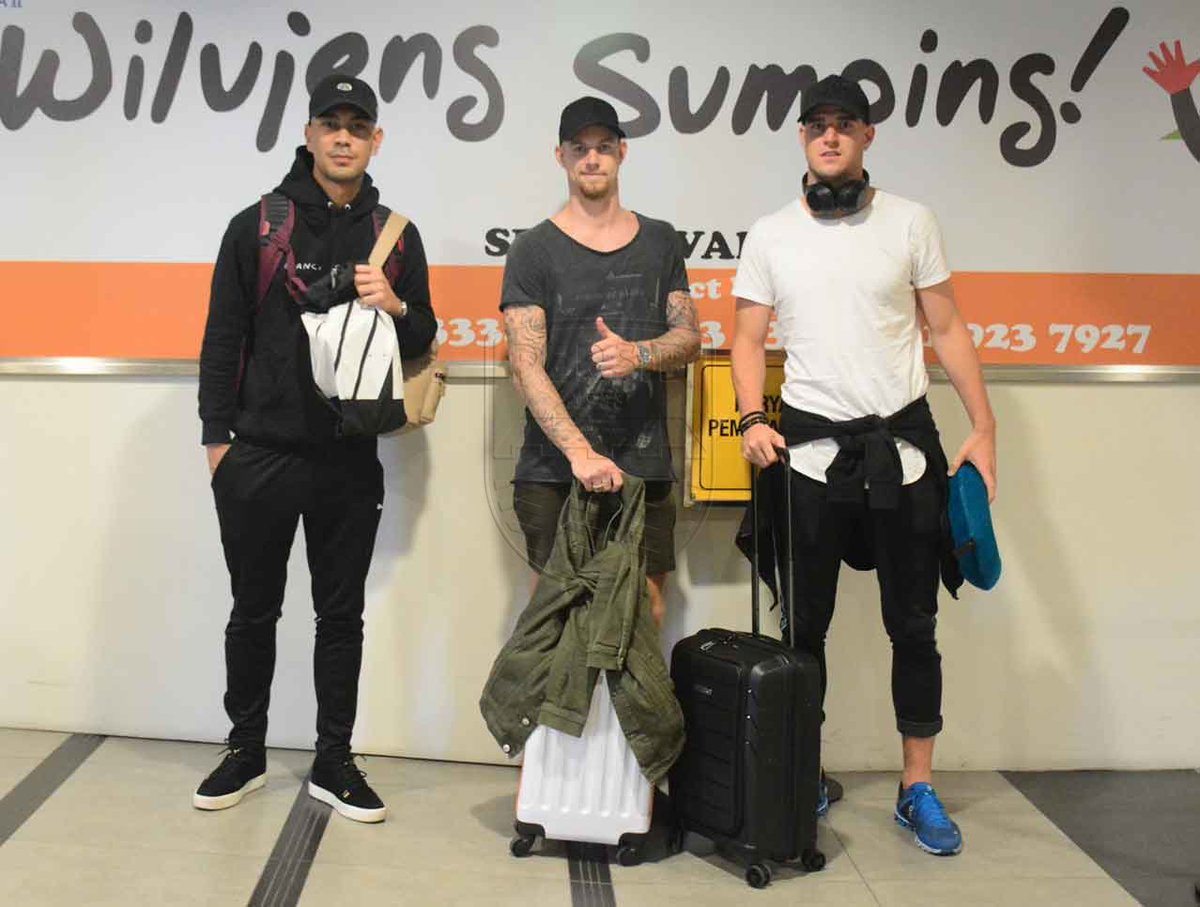 Tiga Pemain Baru PERSIB Tiba di Bandung 

👋🐯

➡️ persib.co.id/berita/tiga-pe…