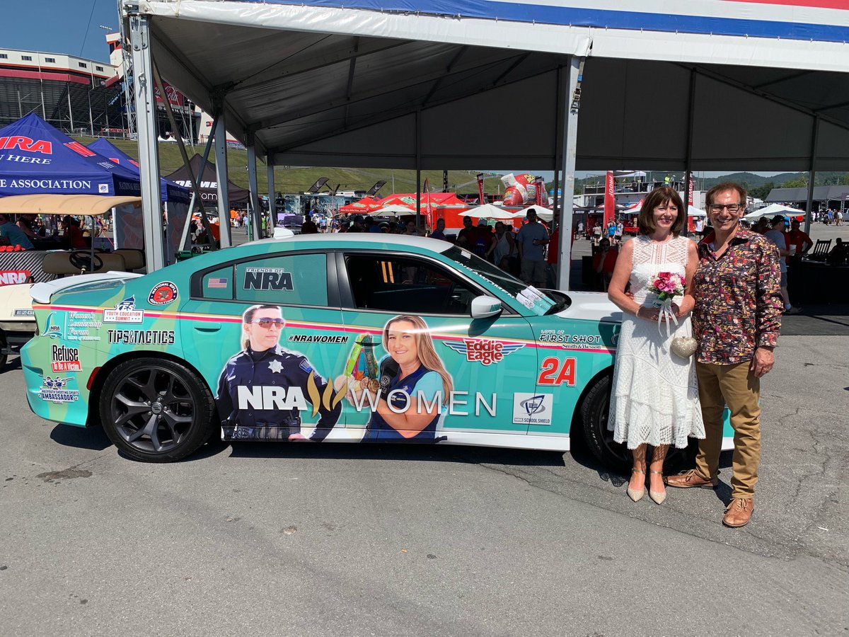 Heartfelt congratulations to Alan and Carolyn, who were married this morning on Victory Lane at Bristol Motor Speedway, then stopped for a celebratory photo with the @nrawomen car before tonight’s Bass Pro Shops NRA Night Race. Best wishes to the newlyweds! #BristolMotorSpeedway https://t.co/oGMJM0AyiH