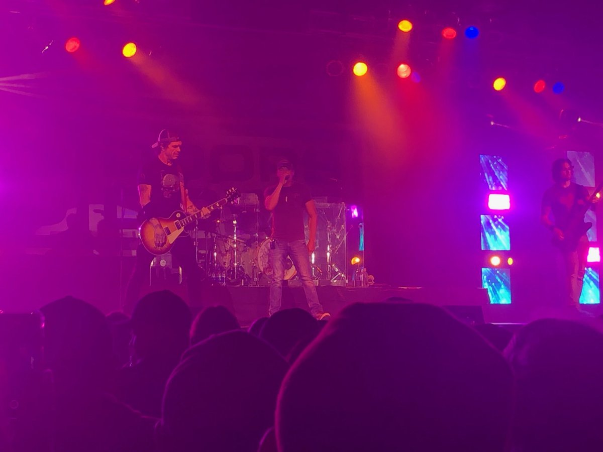 sodbuster85's tweet photo. Harvest rain delay #3doorsdown https://t.co/YQ2rnt7CFN