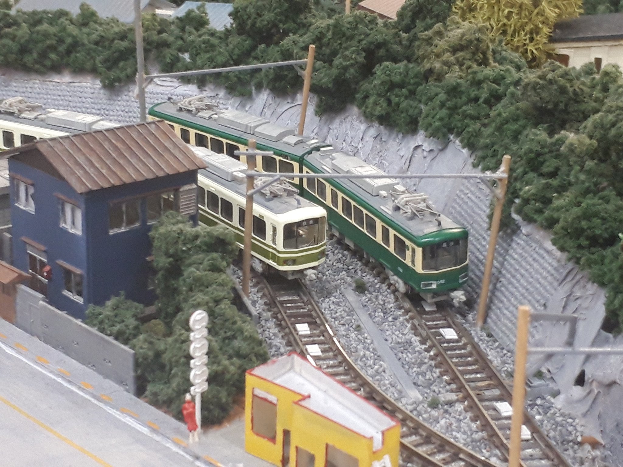 江ノ電風ジオラマ Miniature & Diorama (3cars) on X: 