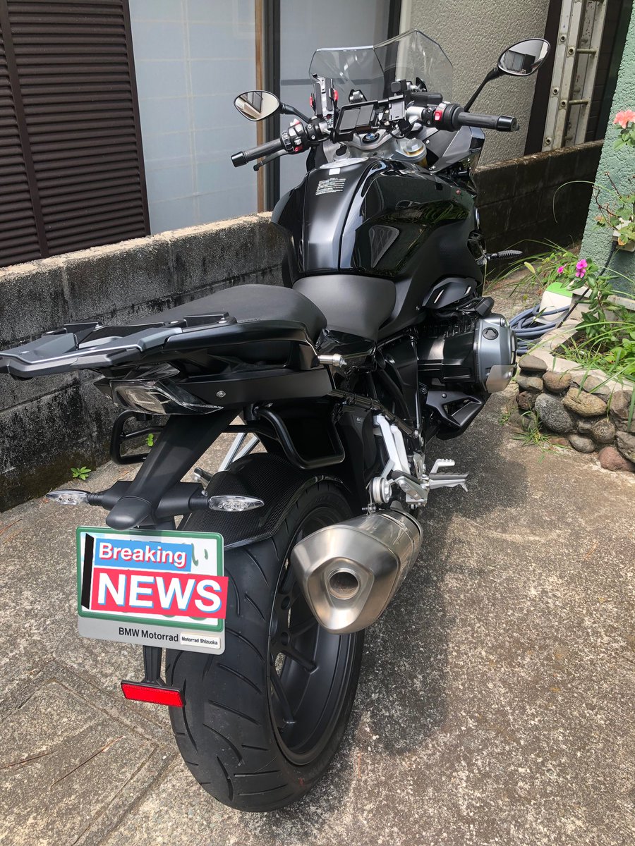 kottan999's tweet image. DON MARLIN@西伊豆

会社の若者のZZR1400の慣らしに伊豆スカ
足を伸ばしてこちらに

ライダーバーグ3号

ホイルオープンの楽しさよ！

マスターのバイクがBMWになってました！

#love_izu_ride
#goodspeed
#ドンマリーン
#ハンバーーーグ