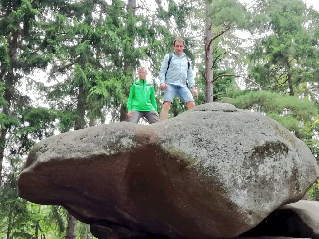 sl3sch's tweet photo. Das erste #Ziel - "#Chybotek" - ein #Wackelstein, der wegen seiner Form auch "#Zuckerschale" genannt wurde. https://t.co/puoplTWpqI