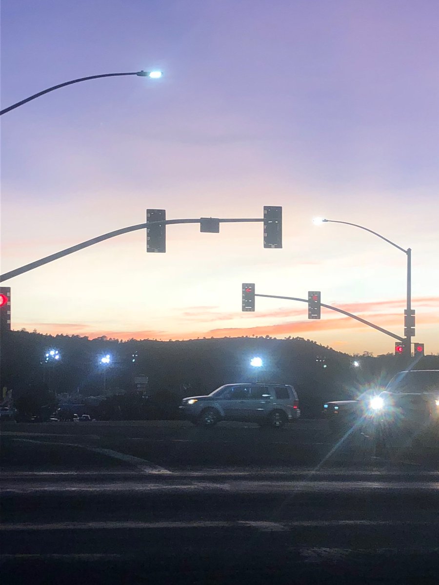 TEDxFH's tweet photo. #rodeo #paysonaz https://t.co/FCWJOzpAU7