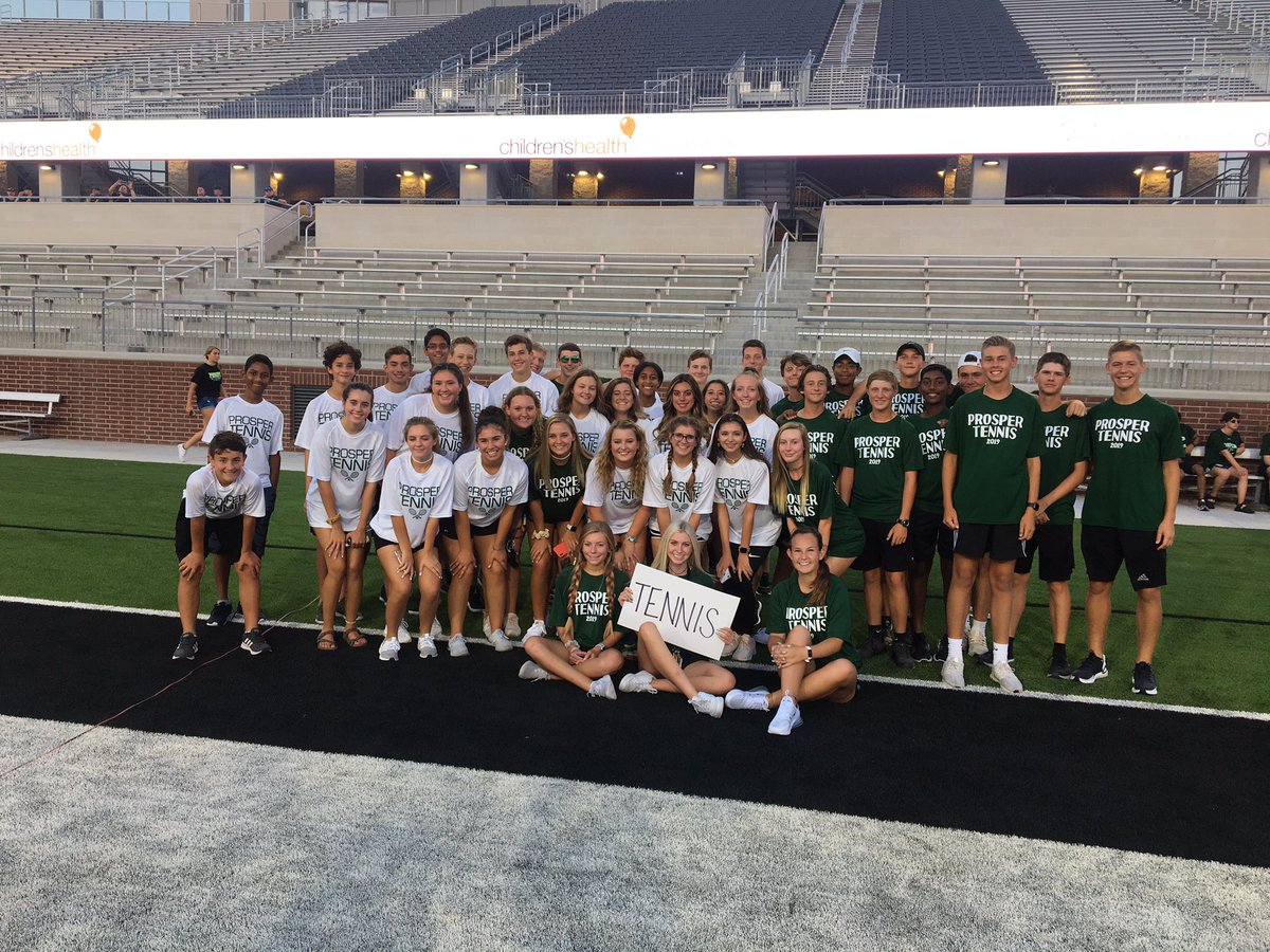 prosper_tennis's tweet image. The 2019_2020 Prosper Tennis Teams at Meet the Eagles!!!!🦅🎾💚 @PISD_Athletics @ProsperHS