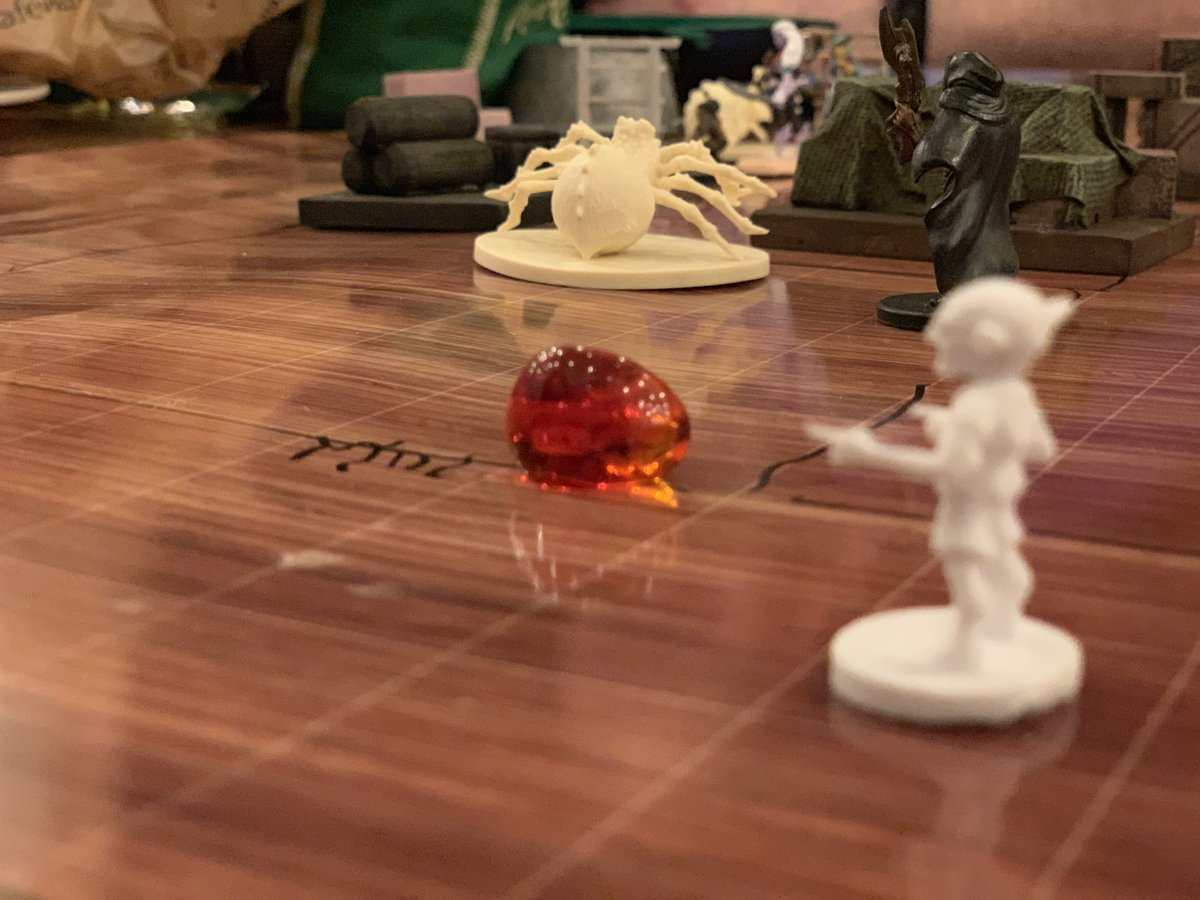 MasterHyjinx's tweet photo. When your goblin Bard tells a huge spider to get back in its cage and it rolls a 1, it gets the fuck back in its cage.  #DnD #eww #spiders #nope https://t.co/9L1Y6JK40C