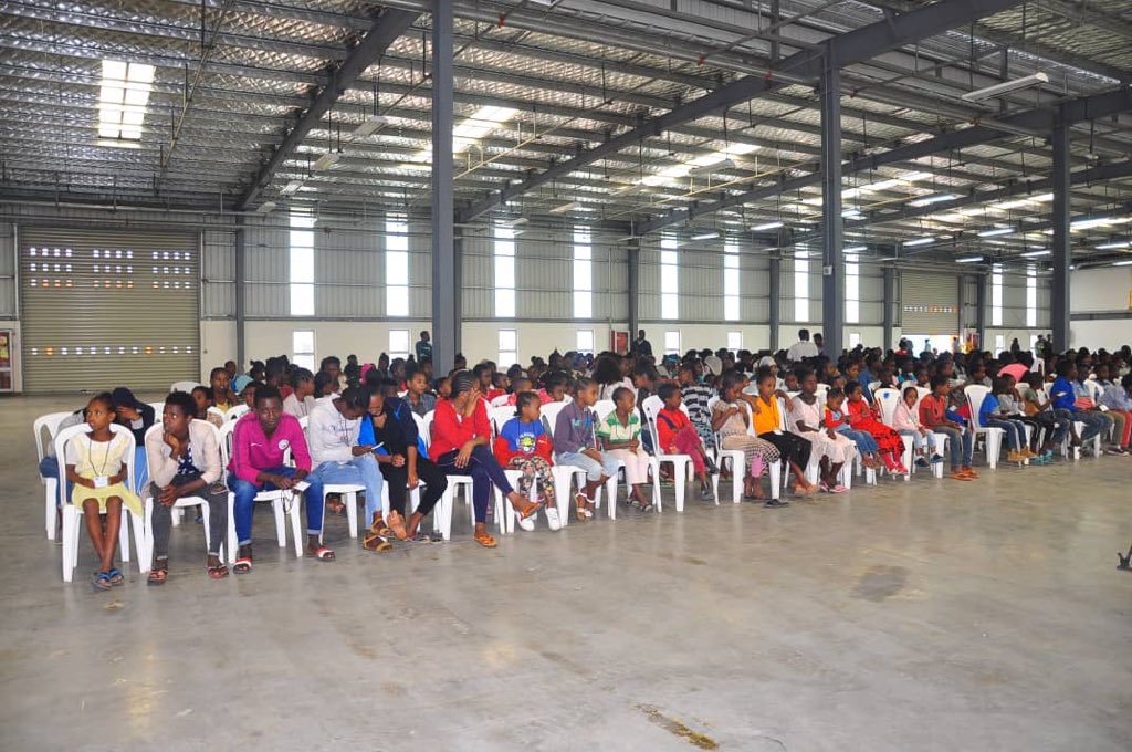 Lelise_Neme's tweet photo. #IPDC
#Hawasa_IP 
#Supporting_510_Students 
we will continue Supporting Students in  all #Industrial_Parks!
I really appreciate &amp;thank for those supporting the CSR!
#HIPteam #HIPInvestors
#Arvind #CCECC @FitsumKetemaHIP 👏 https://t.co/IrlENC2PEu
