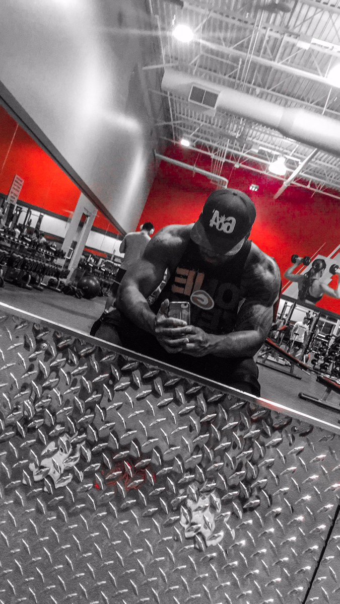 jray_galeai's tweet photo. if it was easy, everyone would be doing it. on to the next... #NeverSayDie #EmbraceThaChaos #TrustTheProcess #WinningIsntEasy #ItsNotAboutYOU #GmΓbb #DontPanic https://t.co/oj4cBJwvMW
