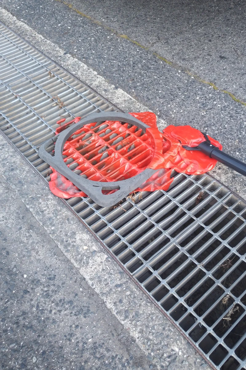 原型なさすぎてヤバいｗｗｗカラーコーン過労死の瞬間ｗ