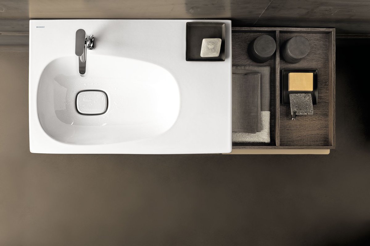 GeberitUK's tweet photo. ✔️ Lay-on washbasins with spacious cabinets
✔️ Rimfree toilets with no hidden places for dirt
✔️ Invisible overflows and integrated ceramic drain covers

Find out more about the Geberit Citterio bathroom collection 👉 https://t.co/nEyJakILhR https://t.co/aIwP5o8fDX