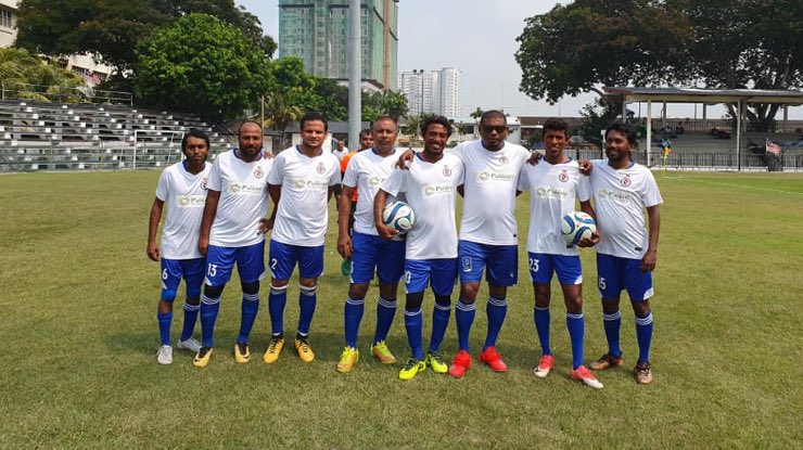 alisuzain's tweet photo. Congratulations Soccer Veterans Association on winning Global Veterans Tournament 2019, proud moment for Maldives Football 🇲🇻 https://t.co/lhmMeNZf58