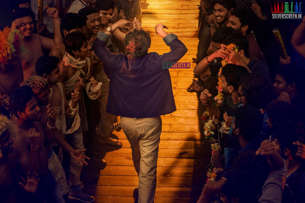 SKallaremedia's tweet photo. #44YrsOfUnmatchableRAJINISM
#44YearsOfRajinismCDP
போடுறா வெடிய....🔥 🔥 🔥
🔥 💥
#kingofcinema.....
#kingofmass
#kingofstyle
#kingofcolor
#kingofKollywood
#kingofintro
#kingofsmile
#KingOfTheMonsters
And the finally
#KINGOFEVERYTHING
#SuperStar
@rajinikanth @RajiniFansTeam1 https://t.co/dNrqVbMOwx