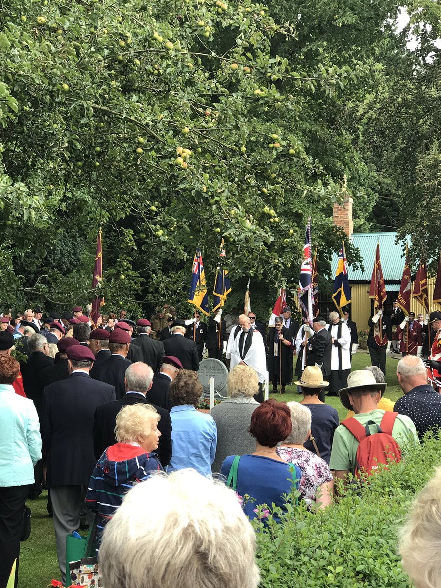 craigjleyland's tweet photo. A very special day in Woodhall Spa. 75th anniversary of Arnhem and the dedication of a stained glass window in St Peter’s church to commemorate the action. Privileged to attend. https://t.co/ZED2grLTNj