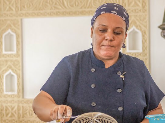 foodsnfoodies's tweet photo. We have a new world record guys!!!!
Chef Maliha did it. I am so happy and excited for her. She is truly an amazing person and to cook for 75 hours is remarkable. This is a lesson that we can achieve what we want in life. I am inspired. 
#ChefMaliha #PrideofKenya 
#FreshFri https://t.co/SRK9JhsnQA