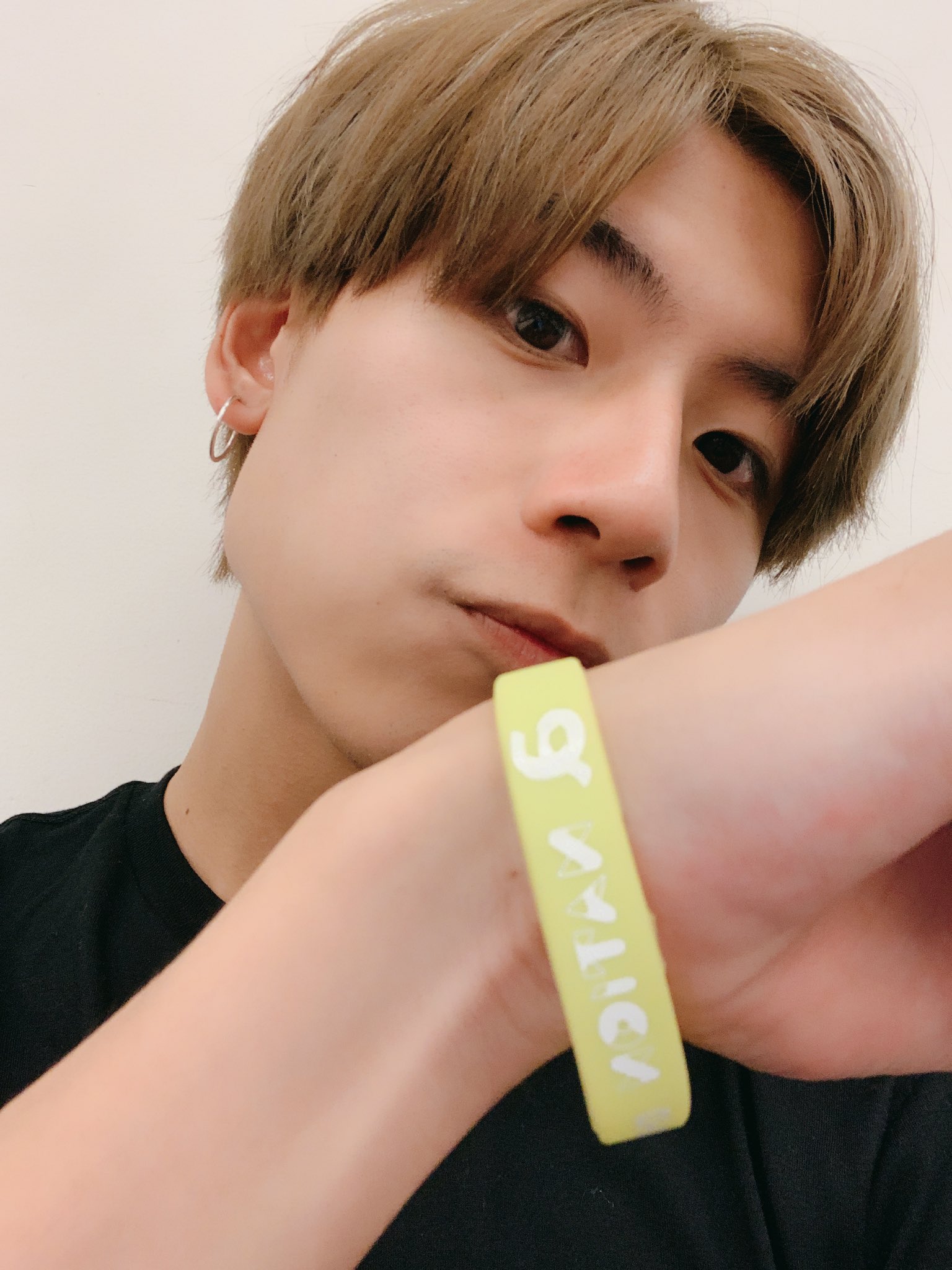 吉原雅斗 Boysandmen A Nationめちゃくちゃ暑かった たくさんの声援ありがとうございます ユノさんと 韓国語で少しお話しできたし 緊張で顔面が死んでるのなんてどうでもいいのさ 本当は滅茶苦茶落ち込んでます 待ち受けにしたかったのに