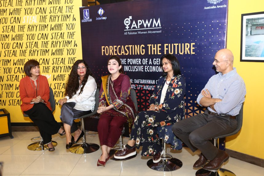 APWMofficial's tweet photo. Here are the few glimpses of our event Forecasting the Future - The power of Gender Inclusive Ecomony held on August 17, 2019. We would like to express our gratitude to the speakers who took out their precious time to join us and for inspiring the audience.
#APWM https://t.co/vJpCZquhFa