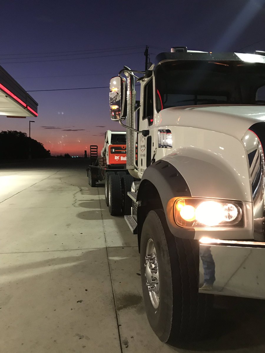 hestermoving's tweet photo. Sunday funday! https://t.co/AsnTWlwXH8