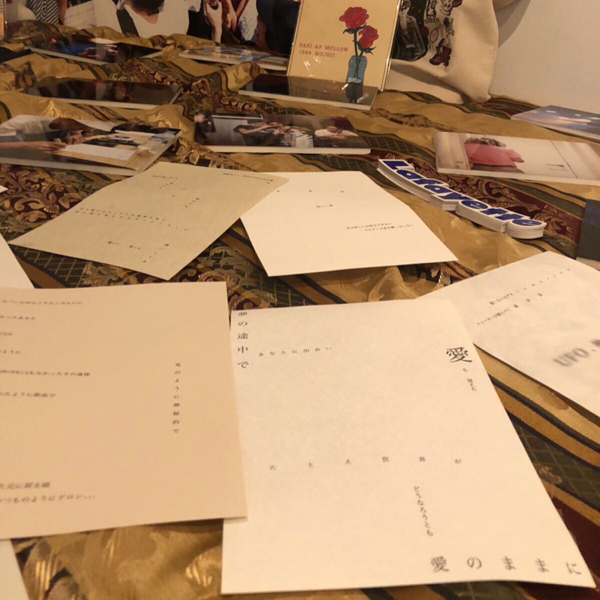 BOOOOOYAKA_SHA's tweet image. 本日は横浜西口のHOTEL LafayetteにてNEWアルバムをリリースしたばかりの韻シストのBASI君がチェックインしてるって事で久々にLINK UP👍BASI君の超絶ゆるふわフロウは唯一無二で超気持ちいいのでレゲエ好きのみんなも是非チェック🌹🌹
#韻シスト #BASI #basicmusic
#lafayette #hotel_lafayette