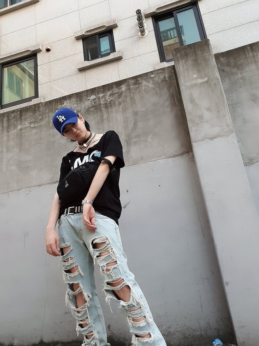 NewWorld_VICTON's tweet photo. (#한세) 안녕 앨리스 https://t.co/lSb7IYk91V