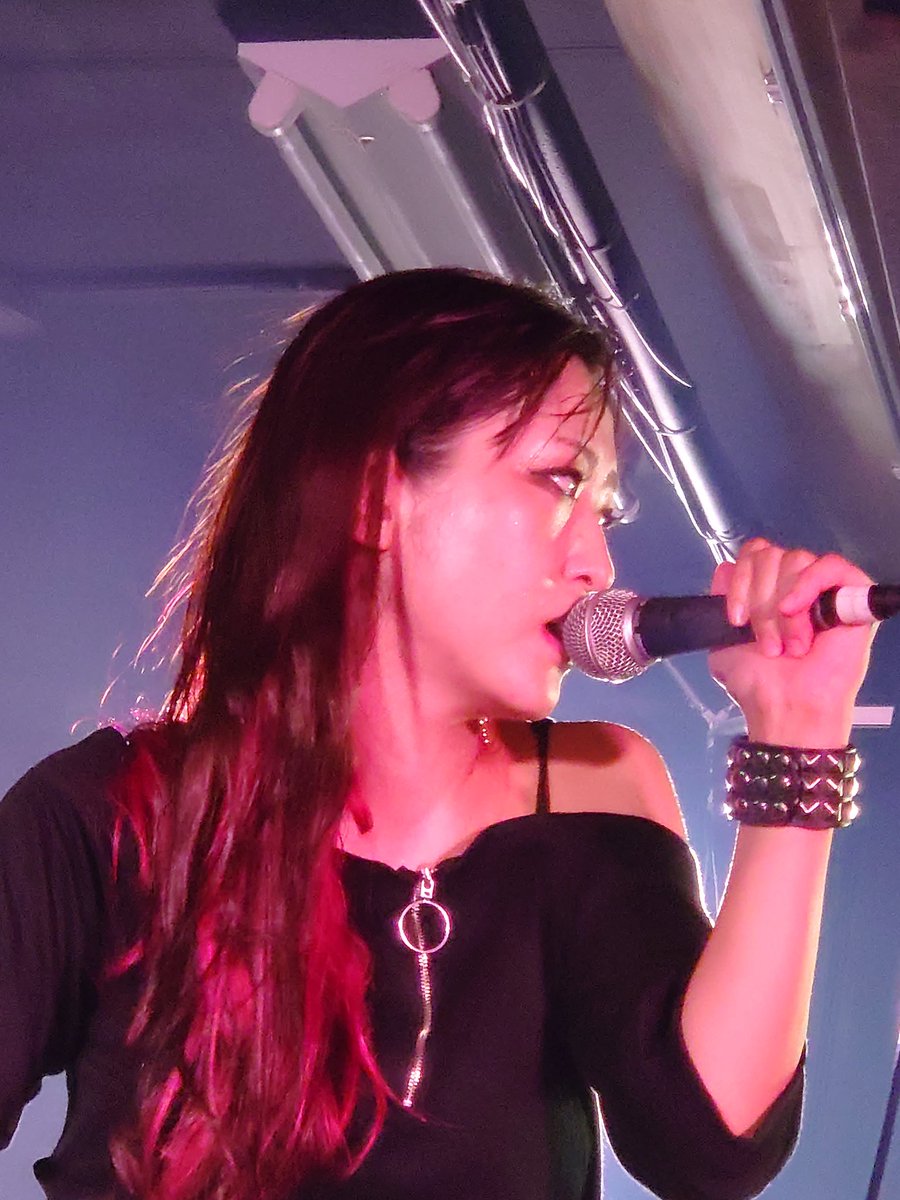 metallhead4444's tweet photo. 昨日の「Howling Night vol.2」最高〜

まきちゃん可愛い〜コールも初体験‼️

可愛いまきちゃん挙げときます。

#HowlingNight
#大山まき https://t.co/bQnmqFj9Rx