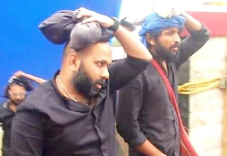 Sudheer_sidhiqu's tweet photo. ഉൾപാർട്ടി #ജനാധിപത്യം അനുവദിച്ചിട്ടുണ്ട് എന്നുകരുതി ഇങ്ങനെ റാഡിക്കൽ ആയിട്ടുള്ള മാറ്റം അണികൾക്ക് പാടുളളതല്ലാ..!! #Shabarimala https://t.co/IlR3AK431D