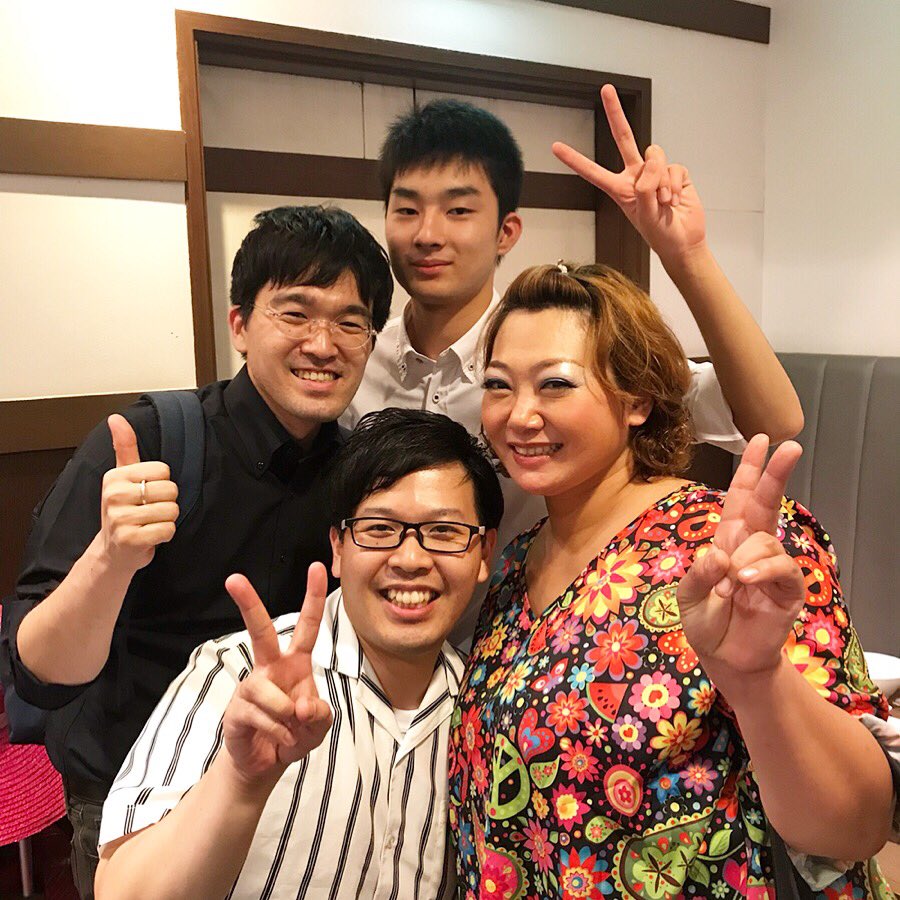 Teppei_Pf's tweet image. 昨日のありがとうコンサート、たくさんのお客様に来ていただき本当にありがとうございました！
歌、ピアノ、ケンハモとたくさん出させていただきとても楽しかったです( ´ ▽ ` )
演奏中の写真とるの忘れた💦