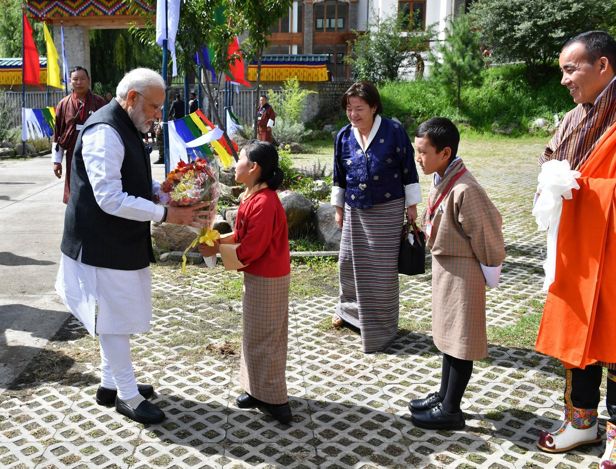 Narendra Modi tweet media