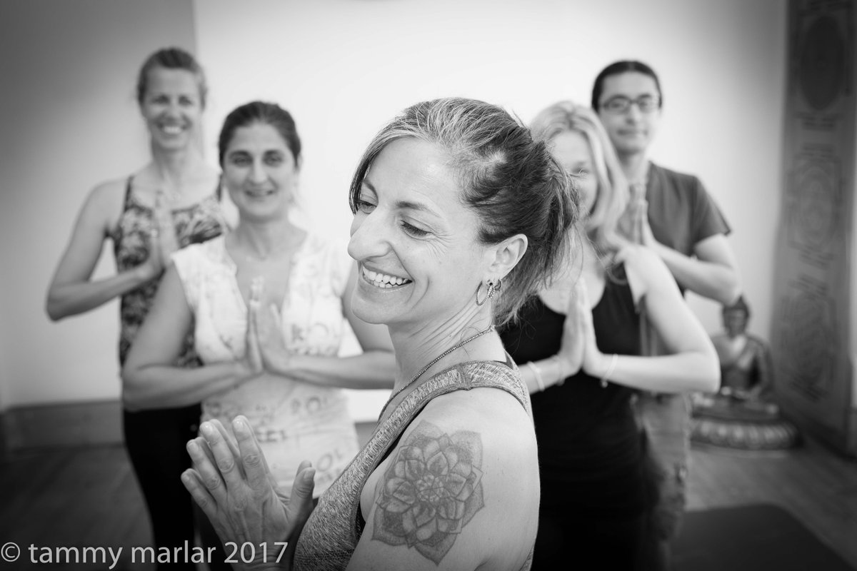 dynamicflowyoga tweet picture