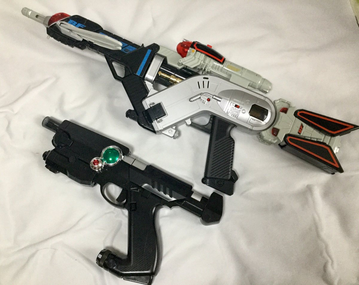 ビートアームズセットを開封してインプットカードガンとの合体 