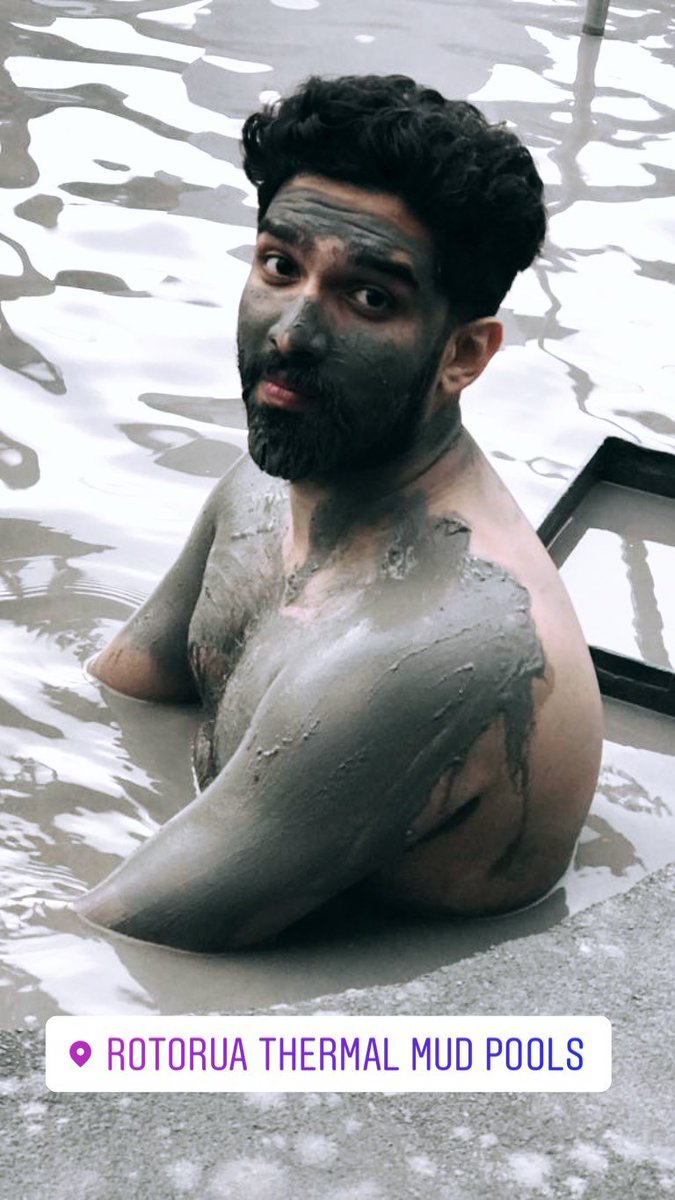 AmaalMallikCrew's tweet photo. Melting 🤤🔥
@AmaalMallik Stop Being So Hot 🔥🔥🔥
|Amaal Mallik's Insta Story|
#AmaalMallik
#MudPools https://t.co/wRtUDeIkCv