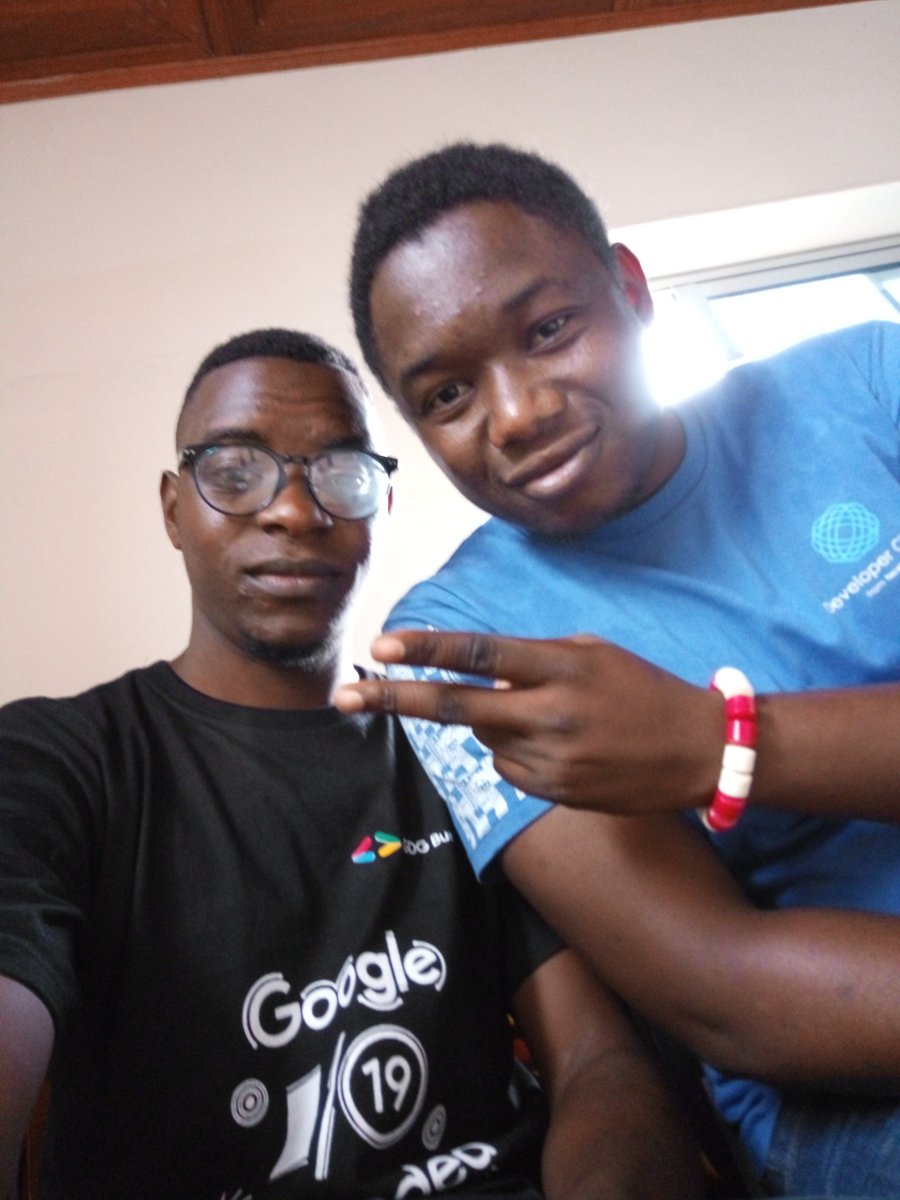 tanerochris's tweet photo. Hey I was at #IO19extended Buea. Got to meet some pals https://t.co/IUPoZEHVHC