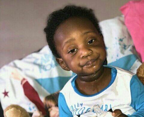 Kanunguprince's tweet photo. What are Dungarees? My girlfriend says i go with her dungarees mbu ts wat she will wear after the party now her phone is off. 🥴🙄🤔🥺 https://t.co/tdg9uyvp0Z
