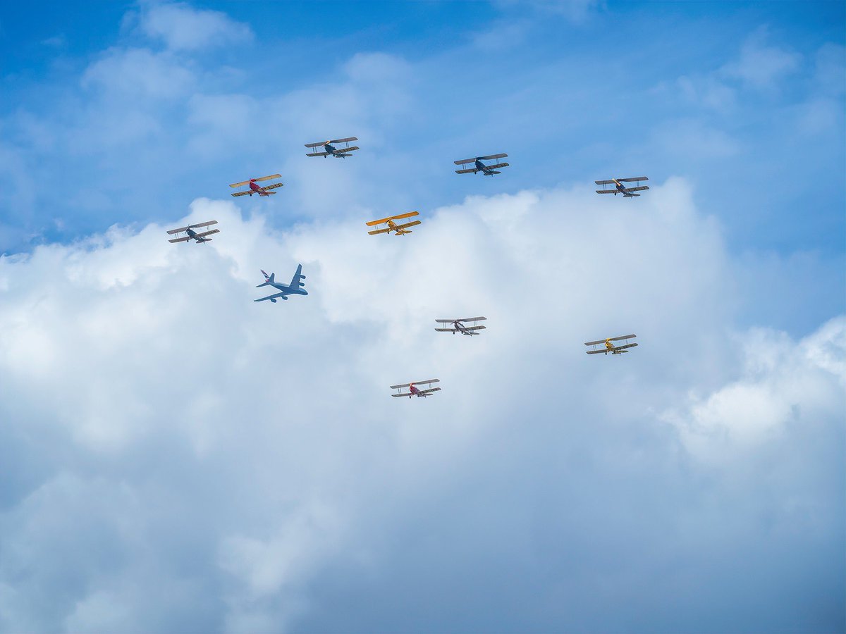 milomusing's tweet image. #Biggin19  Which one of these doesn’t belong?