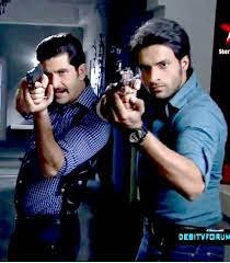 badi_ki's tweet photo. We #Arjunians want #Arjun2 
#WeWantArjunSeason2 yeh Tum SamjheYaSamjhavu #SYS #ShaleenMalhotra
@StarPlus @gorkymax @gulenaghmakhan @ShaleenMalhotra @GlitzVision_USA @StarAnilJha @ushanx @4lionsfilms https://t.co/esSHCxN9NW
