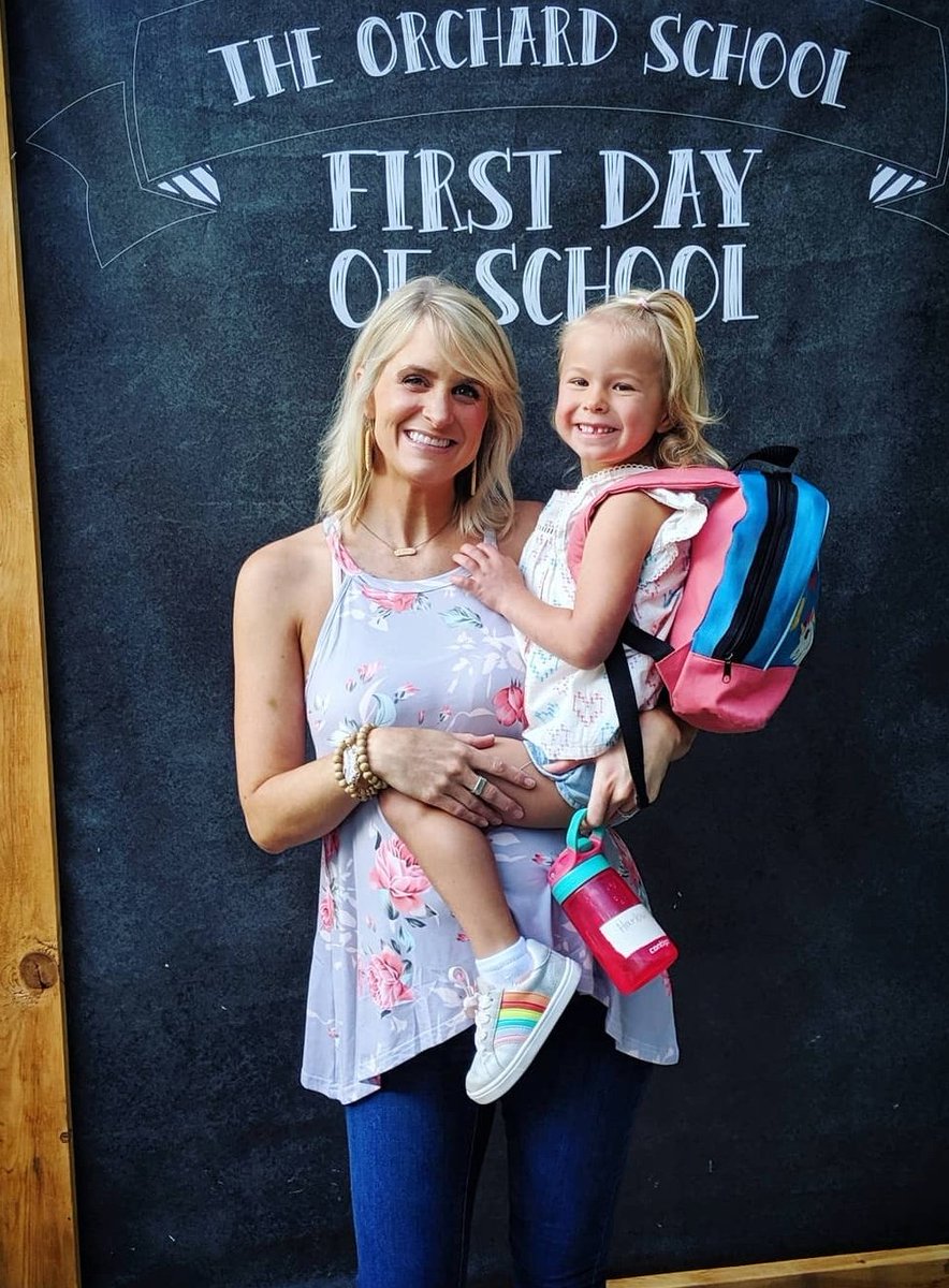 KeethaB's tweet photo. First day of Pre-K.
#HowFastTheyGrowUp
#HarlowMae https://t.co/3Z2oY5JAuM