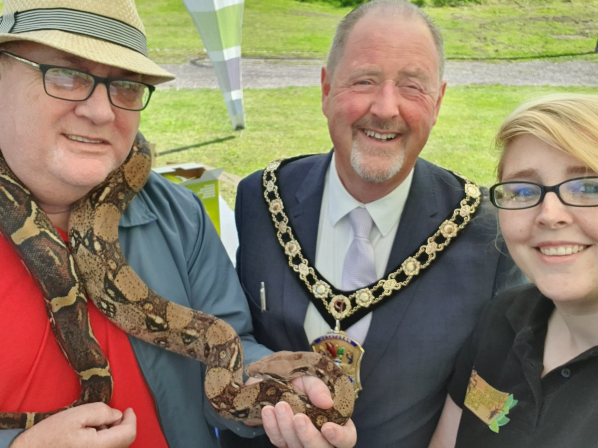 CrawlyCritters's tweet photo. We attended the family fun day yesterday at the Ffrith park in #Prestatyn

What a fantastic event! Thanks to everyone who came to see us in the @DCCyouthservice tent!

#NorthWales #NorthWalesTweets #Denbighshire #AnimalEducation https://t.co/mcV5XEufus