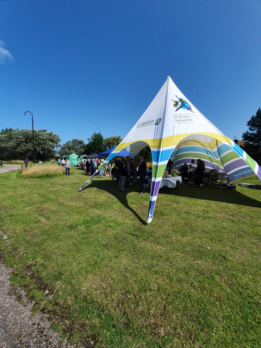 CrawlyCritters's tweet photo. We attended the family fun day yesterday at the Ffrith park in #Prestatyn

What a fantastic event! Thanks to everyone who came to see us in the @DCCyouthservice tent!

#NorthWales #NorthWalesTweets #Denbighshire #AnimalEducation https://t.co/mcV5XEufus
