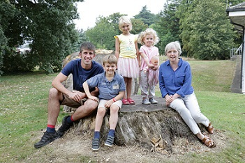 White Space Advertising Celebrates Record Number of Foster Carers For Fostering Devon - thisiswesternmorningnews.co.uk/news/white-spa…