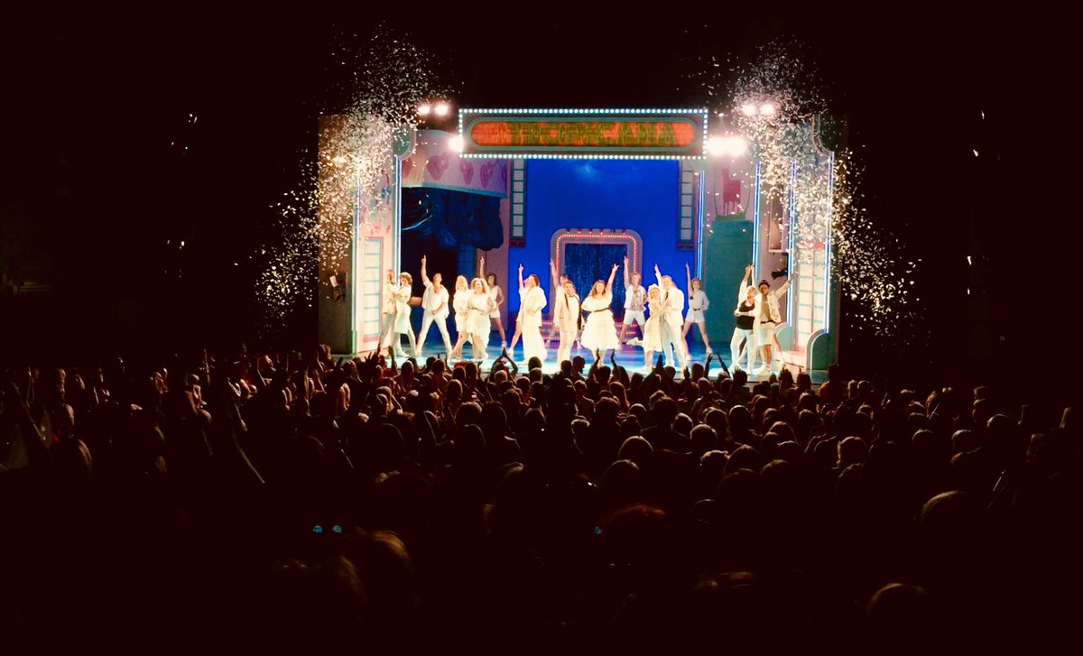 <a href="/ClubTropMusical/">Club Tropicana Musical</a> UK tour 2019 going out with a bang in front of 1100 people <a href="/theCentre/">Wales Millennium Centre</a>. #veryproud 

✈️🍸✌🏻💃🏻👙🍸☀️🎤✈️👏🏻❤️
