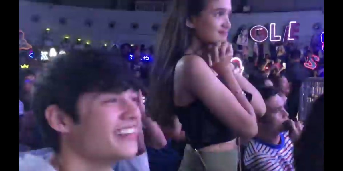angeLIEca04's tweet photo. @WalkerMaila @pbb_exclusives @itsmeangelieofc Grabe ngiti nya dto nung NG perform c Lie.. Proud n proud xa bhe.
LIE FOR ASAP @itsmeangelieofc https://t.co/yrOCqv4zO4