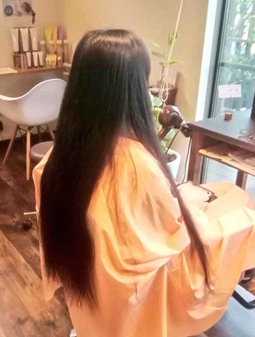 ヘアドネーションをしてきました!60cm切った(∩'∀`)∩ 