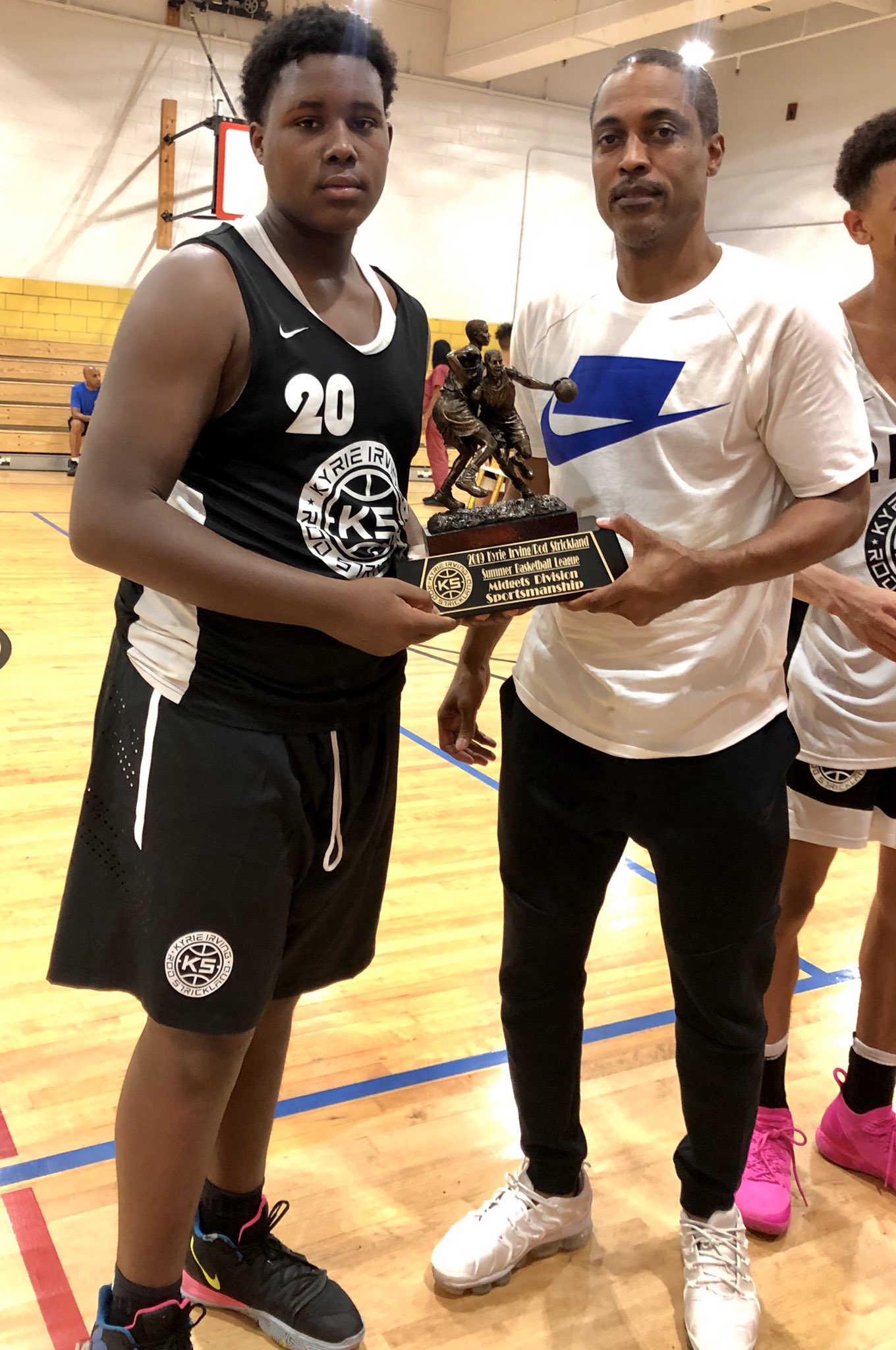 Aim High Eagles NYC on X: 14U Kyrie Irving✖️Rod Strickland Runner Up #aau  #summerbasketball  / X